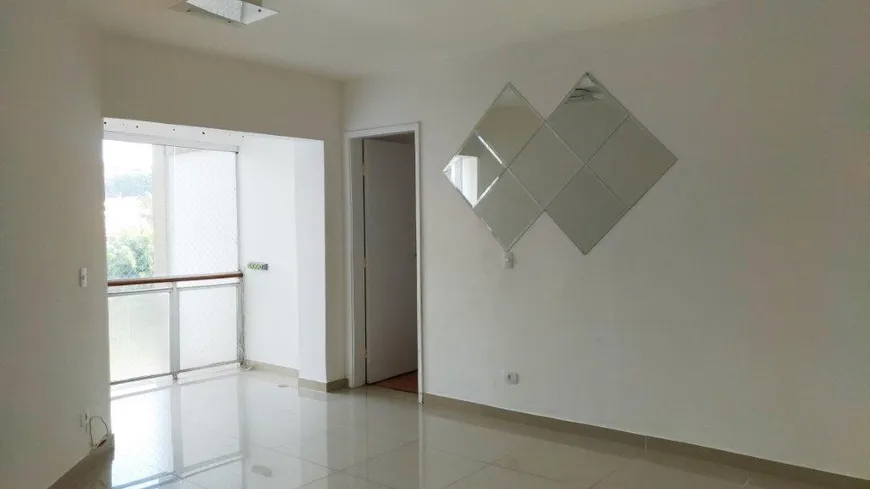 Foto 1 de Apartamento com 3 Quartos à venda, 75m² em Jardim Marajoara, São Paulo