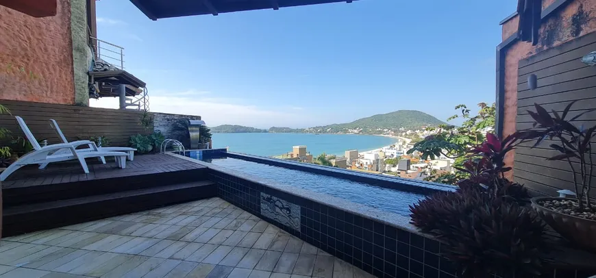 Foto 1 de Casa com 2 Quartos à venda, 229m² em Centro, Bombinhas