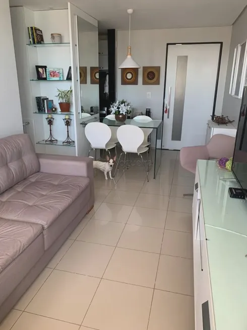 Foto 1 de Apartamento com 2 Quartos à venda, 53m² em Candeias, Jaboatão dos Guararapes