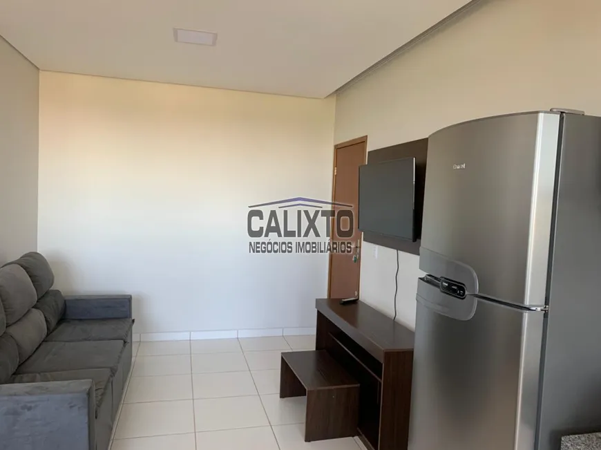 Foto 1 de Apartamento com 2 Quartos à venda, 46m² em Panorama, Uberlândia