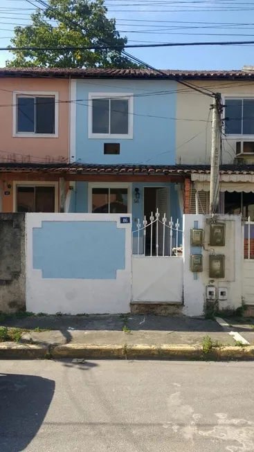 Foto 1 de Casa de Condomínio com 2 Quartos à venda, 45m² em Santa Luzia, São Gonçalo