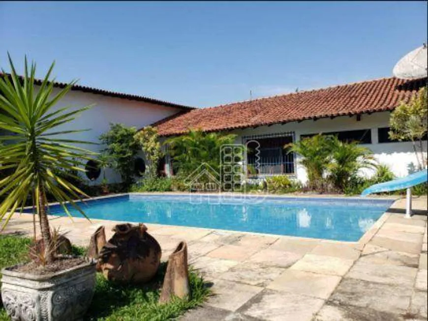 Foto 1 de Casa com 4 Quartos à venda, 370m² em Matapaca, Niterói