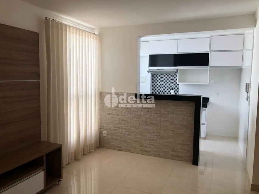 Foto 1 de Apartamento com 2 Quartos à venda, 45m² em Aclimacao, Uberlândia