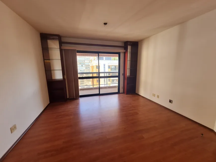 Foto 1 de Apartamento com 4 Quartos à venda, 131m² em Campo Belo, São Paulo