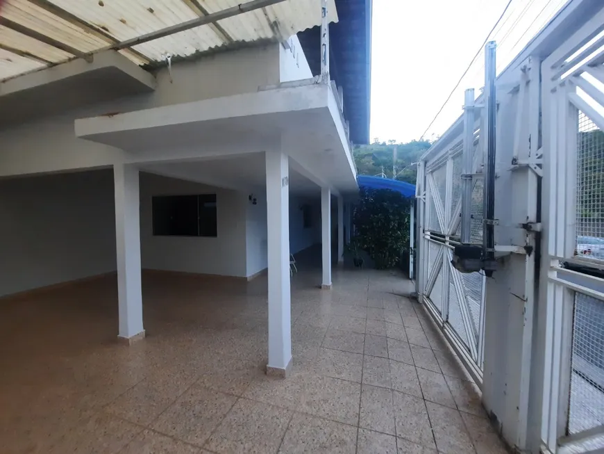 Foto 1 de Casa com 4 Quartos à venda, 250m² em Sao Jose, Timóteo