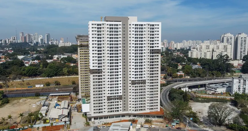 Foto 1 de Apartamento com 3 Quartos à venda, 67m² em Vila Anastácio, São Paulo