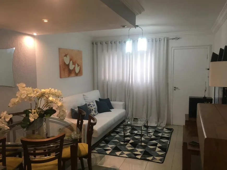 Foto 1 de Casa de Condomínio com 2 Quartos à venda, 72m² em Vila Carrão, São Paulo