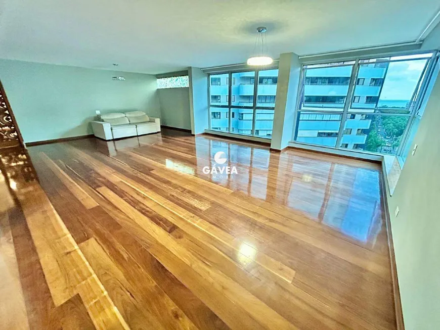 Foto 1 de Apartamento com 4 Quartos à venda, 304m² em Boqueirão, Santos