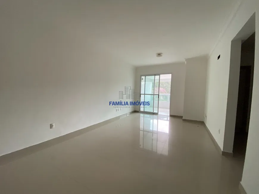 Foto 1 de Apartamento com 3 Quartos para alugar, 129m² em José Menino, Santos