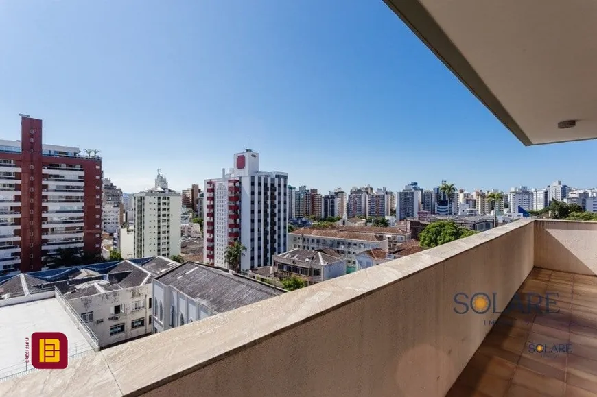 Foto 1 de Apartamento com 4 Quartos à venda, 138m² em Centro, Florianópolis