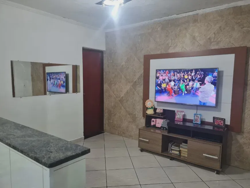 Foto 1 de Casa com 2 Quartos à venda, 70m² em Itapuã, Salvador