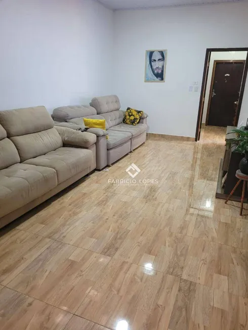 Foto 1 de Casa com 3 Quartos à venda, 245m² em Vila São Pedro, São José dos Campos