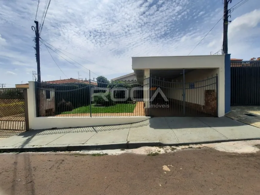 Foto 1 de Casa com 3 Quartos para venda ou aluguel, 261m² em Vila Alpes, São Carlos