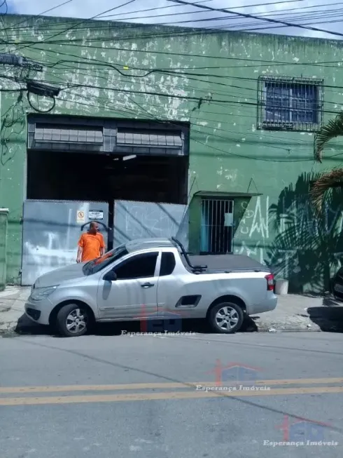 Foto 1 de Galpão/Depósito/Armazém à venda, 360m² em Veloso, Osasco