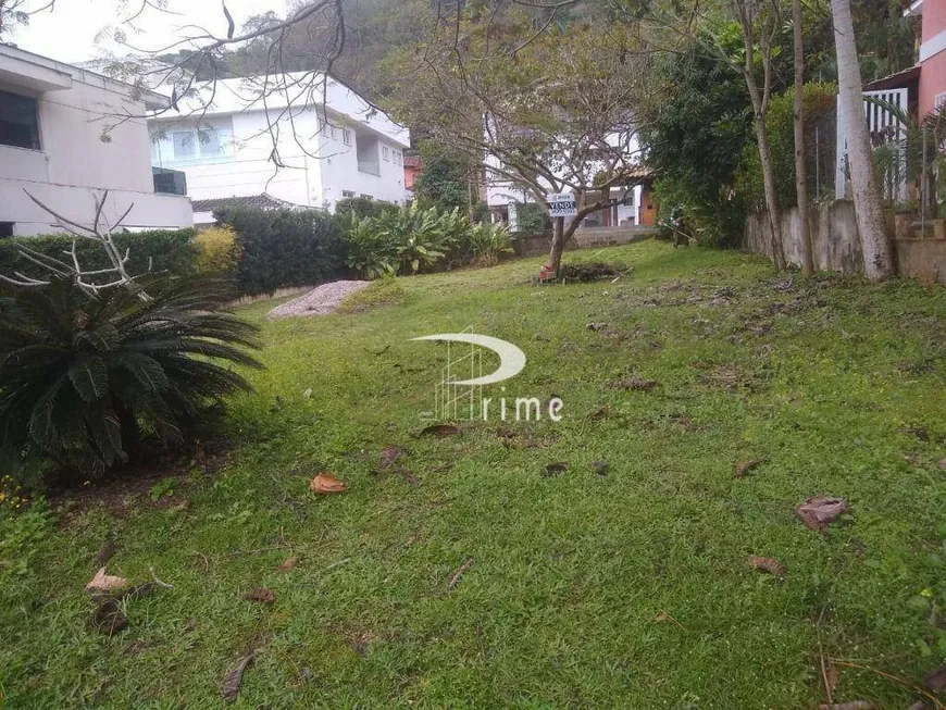 Foto 1 de Lote/Terreno à venda, 531m² em Itacoatiara, Niterói