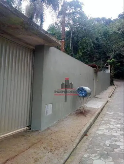 Foto 1 de Casa com 4 Quartos à venda, 187m² em Perequê-Mirim, Ubatuba