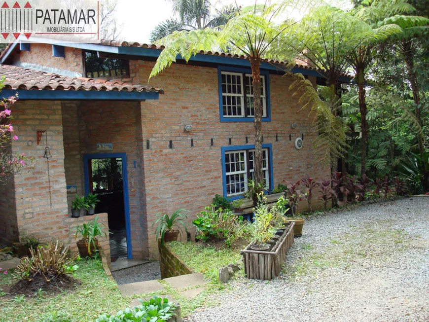 Foto 1 de Casa com 3 Quartos à venda, 250m² em Potuverá, Itapecerica da Serra
