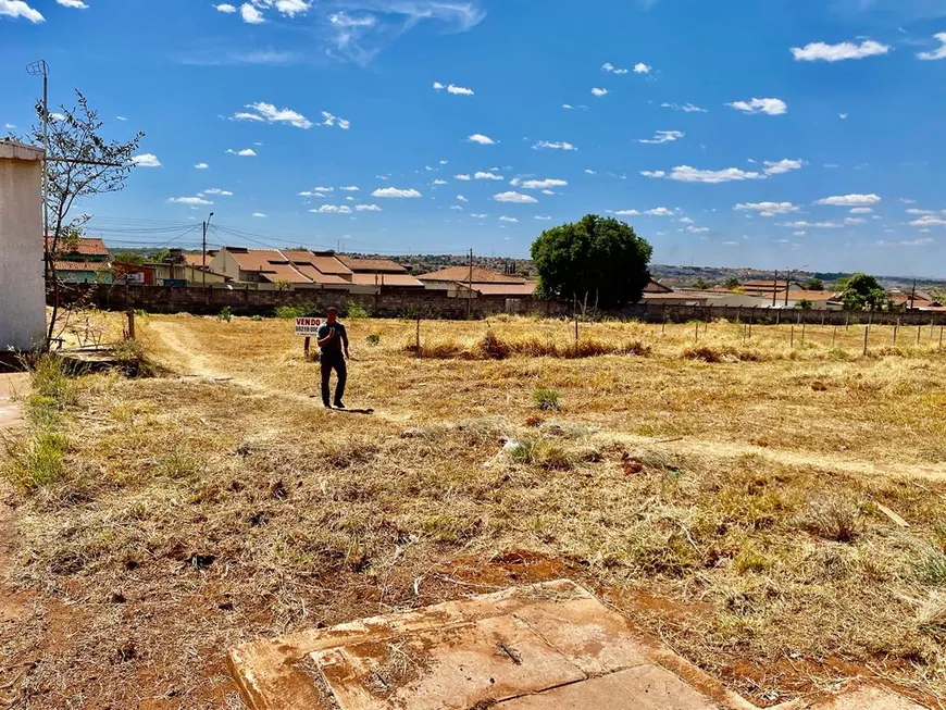 Foto 1 de Lote/Terreno à venda, 1500m² em Fazenda Caveiras Aerodromo, Goiânia