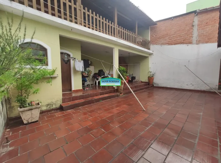 Foto 1 de Casa com 3 Quartos à venda, 250m² em Ayrosa, Osasco