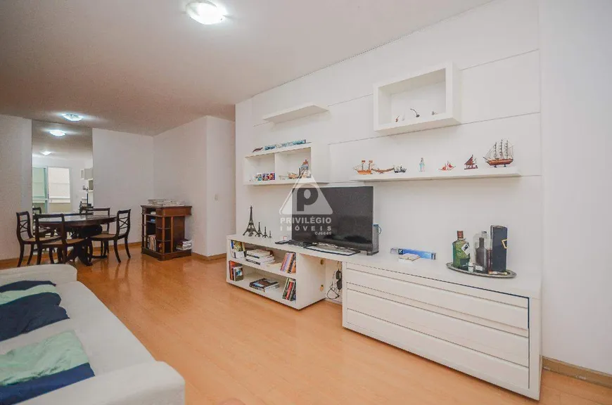 Foto 1 de Apartamento com 2 Quartos à venda, 70m² em Botafogo, Rio de Janeiro