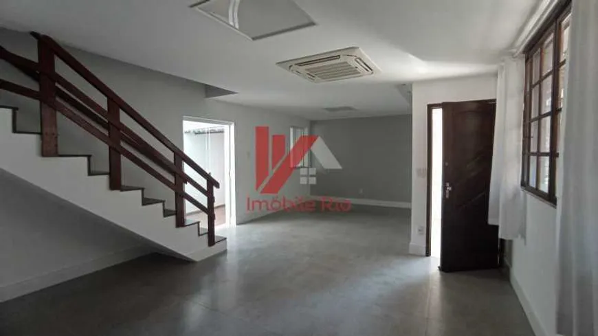 Foto 1 de Casa com 3 Quartos à venda, 148m² em Grajaú, Rio de Janeiro
