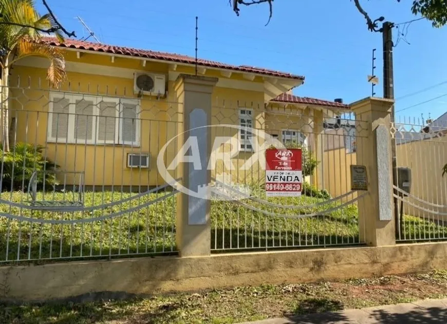 Foto 1 de Casa com 3 Quartos à venda, 200m² em Estância Velha, Canoas