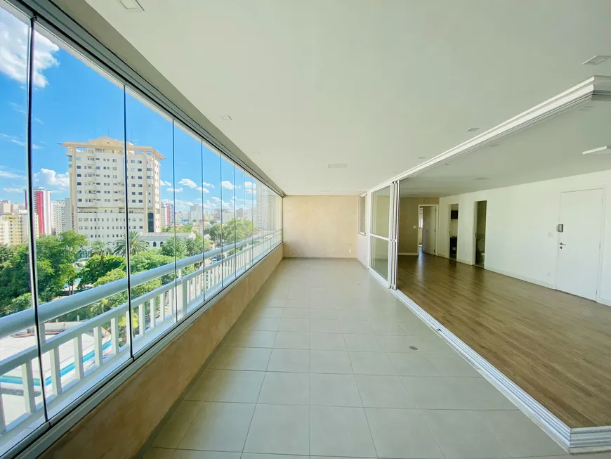 Foto 1 de Apartamento com 3 Quartos à venda, 160m² em Saúde, São Paulo