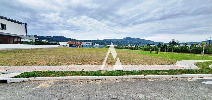 Foto 1 de Lote/Terreno à venda, 600m² em Areias de Palhocinha, Garopaba