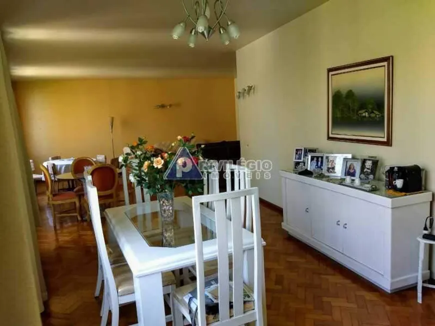 Foto 1 de Apartamento com 4 Quartos à venda, 240m² em Laranjeiras, Rio de Janeiro