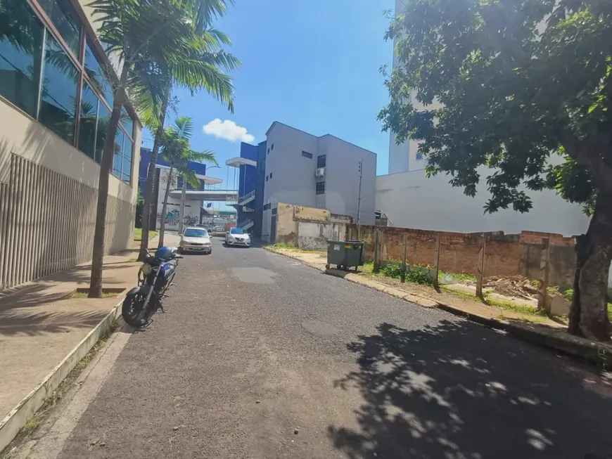 Foto 1 de Lote/Terreno à venda, 330m² em Santa Maria, Uberlândia