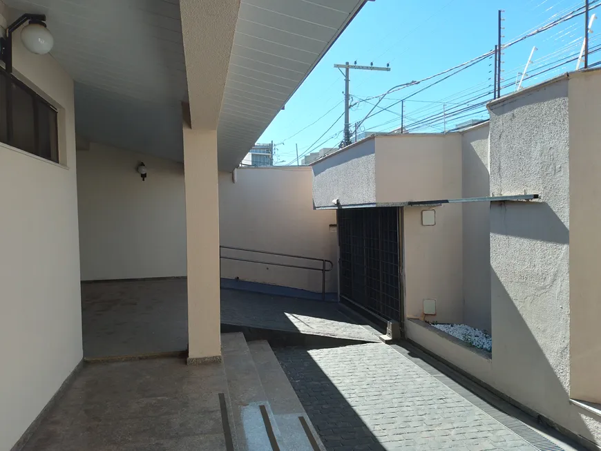 Foto 1 de Apartamento com 3 Quartos para alugar, 320m² em Centro, Uberlândia