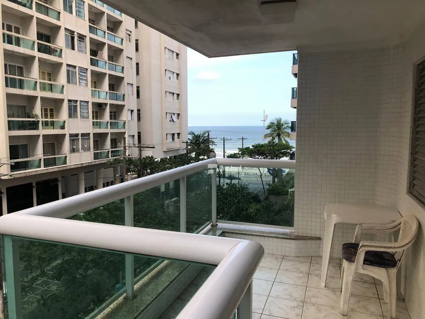 Foto 1 de Apartamento com 3 Quartos à venda, 140m² em Pitangueiras, Guarujá