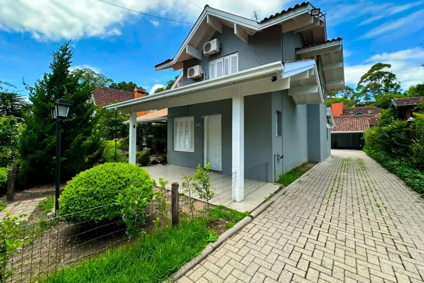 Foto 1 de Casa de Condomínio com 2 Quartos à venda, 87m² em Planalto, Gramado