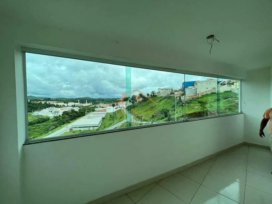 Foto 1 de Apartamento com 2 Quartos à venda, 65m² em Vale das Orquideas, Contagem