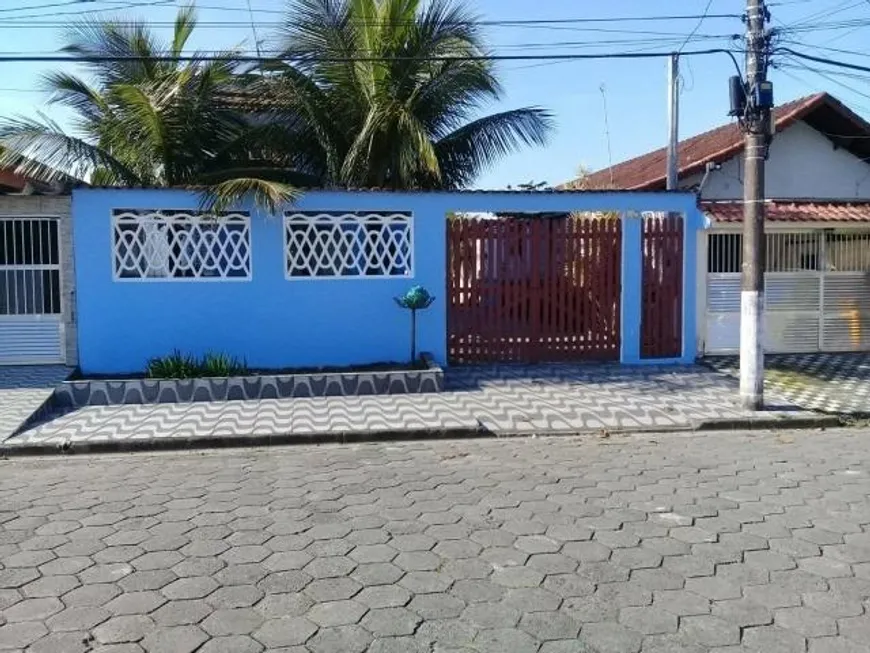 Foto 1 de Sobrado com 3 Quartos à venda, 130m² em Regina Maria , Mongaguá