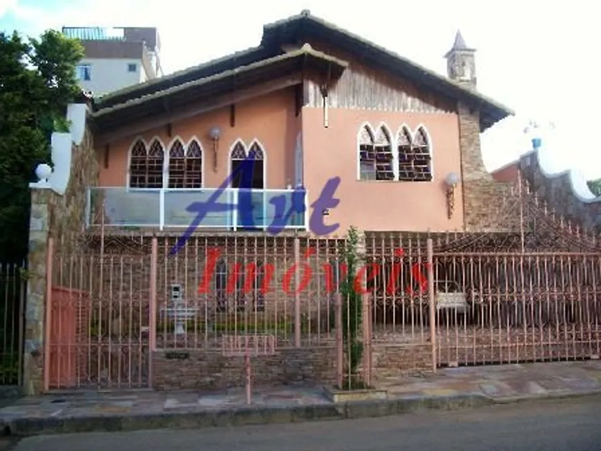 Foto 1 de Casa com 3 Quartos à venda, 262m² em Santa Amélia, Belo Horizonte