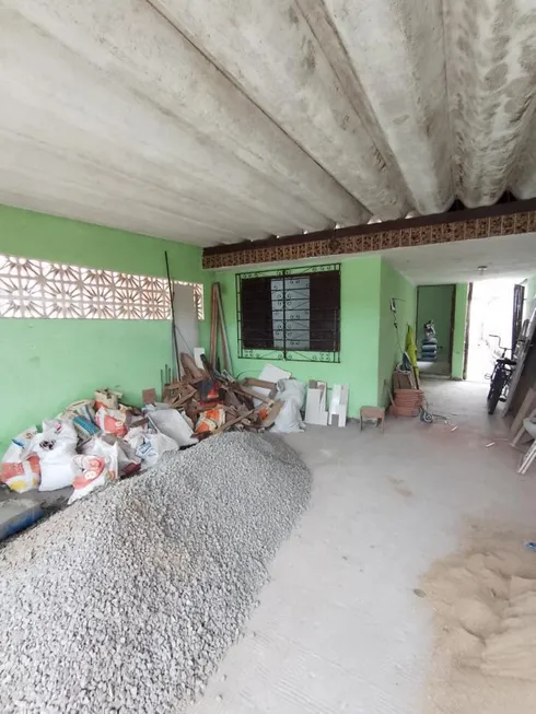 Foto 1 de Casa com 2 Quartos à venda, 50m² em Cidade Ocian, Praia Grande