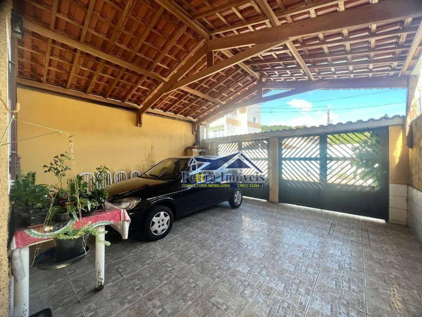 Foto 1 de Casa com 2 Quartos à venda, 79m² em Canto do Forte, Praia Grande