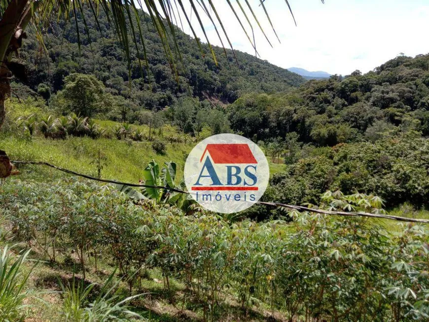 Foto 1 de Fazenda/Sítio com 3 Quartos à venda, 110m² em , Miracatu