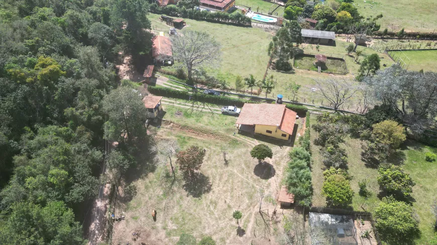 Foto 1 de Fazenda/Sítio com 2 Quartos à venda, 70m² em Centro, Itapeva