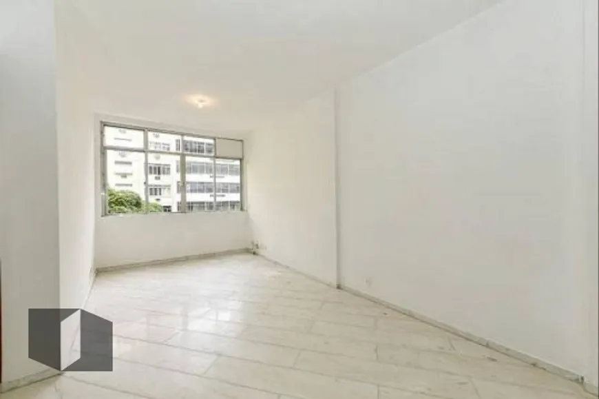 Foto 1 de Apartamento com 2 Quartos à venda, 78m² em Copacabana, Rio de Janeiro