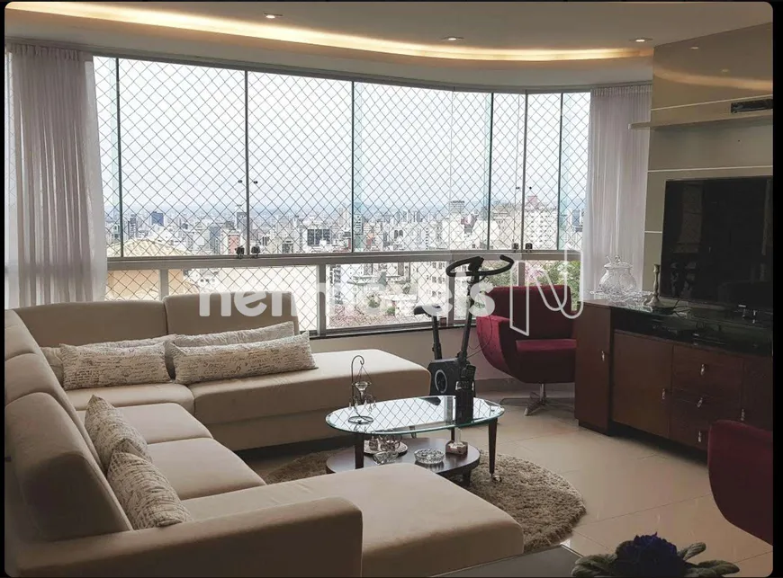 Foto 1 de Apartamento com 4 Quartos à venda, 142m² em Santo Antônio, Belo Horizonte