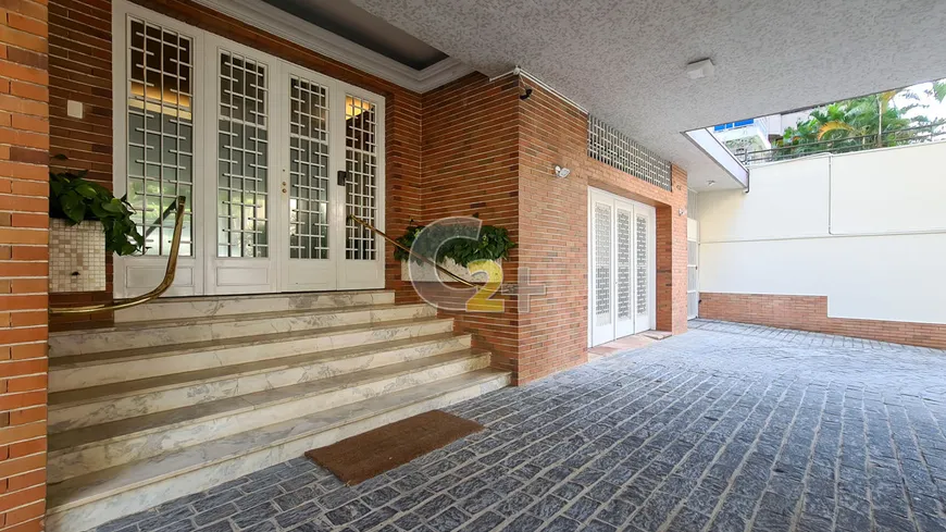 Foto 1 de Apartamento com 3 Quartos à venda, 290m² em Higienópolis, São Paulo