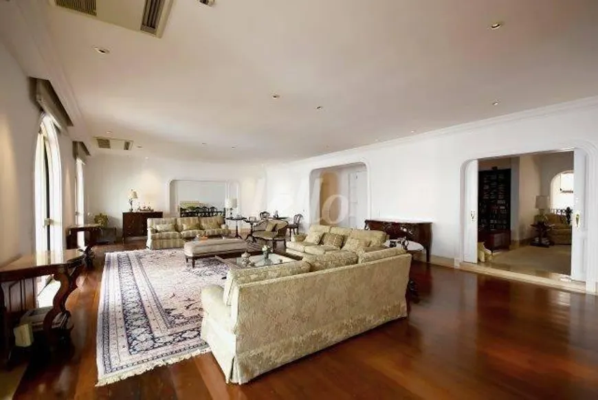 Foto 1 de Apartamento com 5 Quartos para alugar, 587m² em Jardins, São Paulo