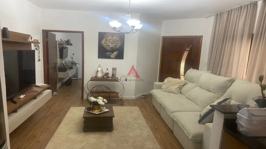 Foto 1 de Casa com 3 Quartos à venda, 71m² em Residencial União, São José dos Campos