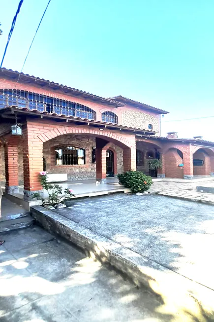 Foto 1 de Casa com 3 Quartos à venda, 200m² em Marambaia Manilha, Itaboraí