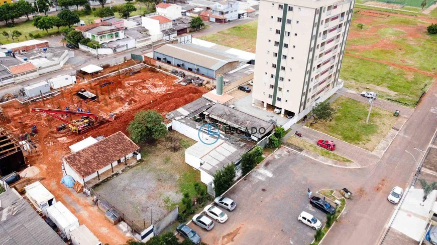 Foto 1 de Lote/Terreno à venda, 611m² em Samambaia Sul, Brasília