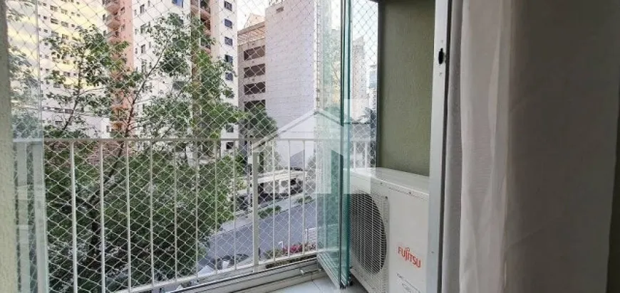 Foto 1 de Apartamento com 2 Quartos à venda, 57m² em Vila Olímpia, São Paulo