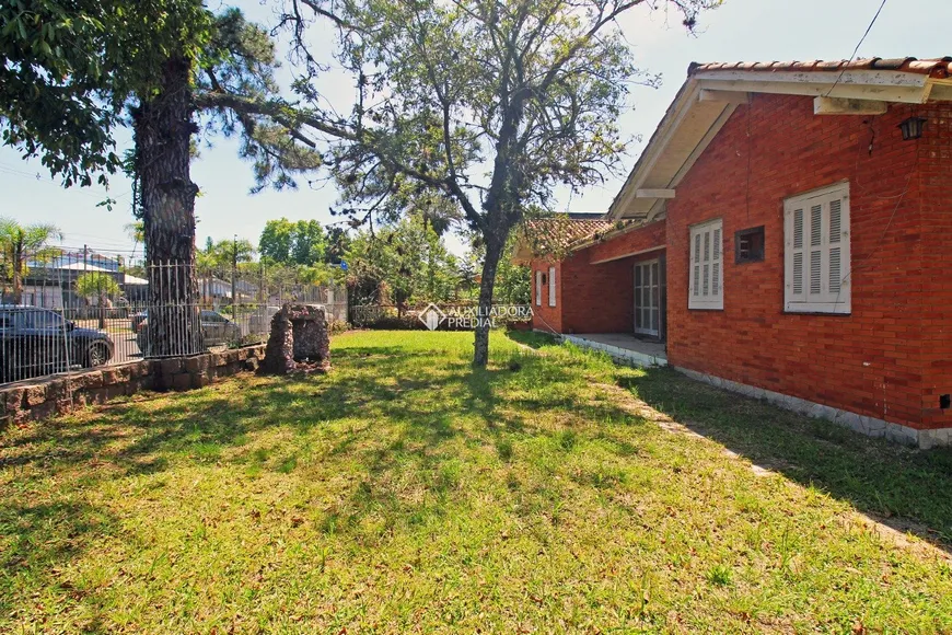 Foto 1 de Casa com 6 Quartos à venda, 430m² em Ipanema, Porto Alegre