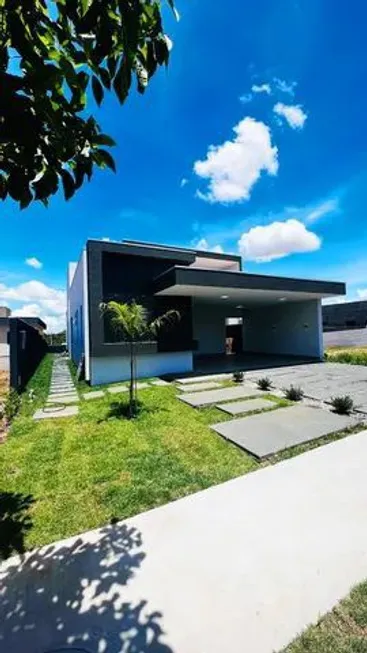 Foto 1 de Casa de Condomínio com 3 Quartos à venda, 160m² em Condomínio Belvedere II, Cuiabá
